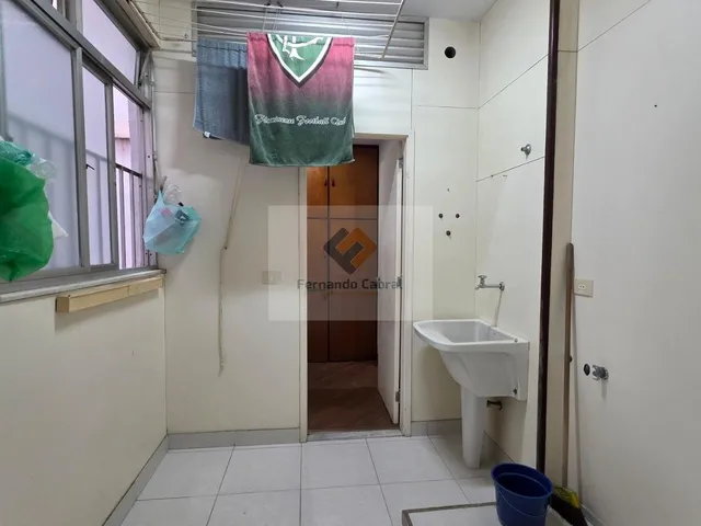 Imagem 5: Imóvel de alto padrão em Icaraí: Apartamento de 3 quartos com suíte, sala e garagem