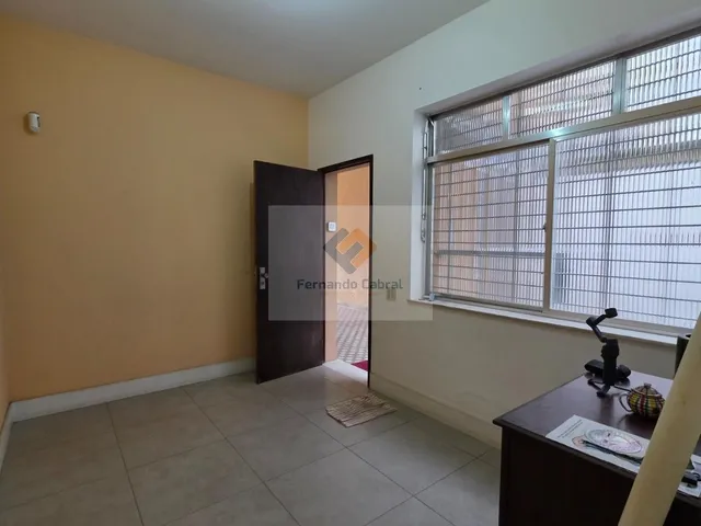 Imagem 11: Imóvel de Luxo à Venda em São Francisco, Niterói-RJ: 5 Quartos, 3 Suítes, 3 Salas, 5