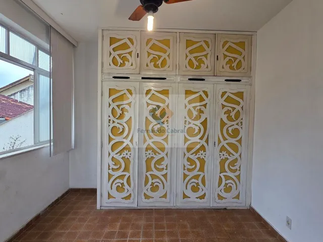 Imagem 7: Imóvel de Luxo à Venda em São Francisco, Niterói-RJ: 5 Quartos, 3 Suítes, 3 Salas, 5