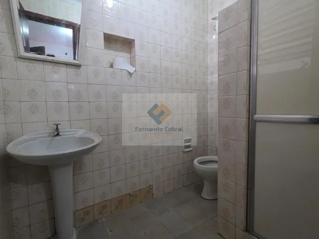 Imagem 14: Imóvel de Luxo à Venda em São Francisco, Niterói-RJ: 5 Quartos, 3 Suítes, 3 Salas, 5