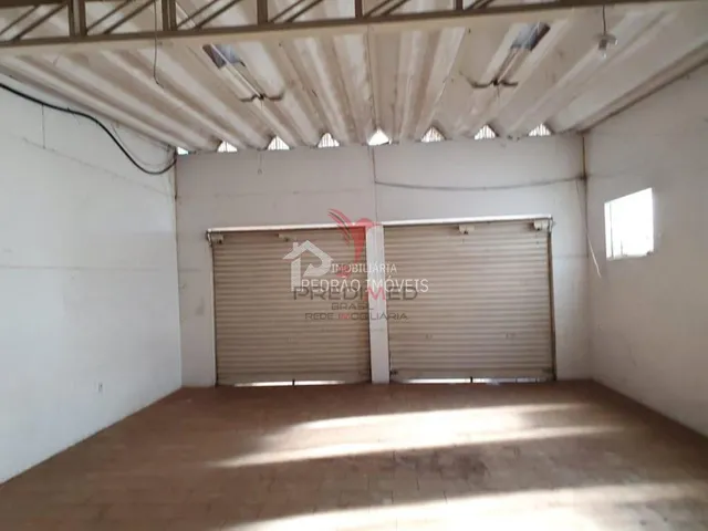 Imagem 2: Loja / Salão / Ponto Comercial de 230M² no Bairro Centro, em Botucatu