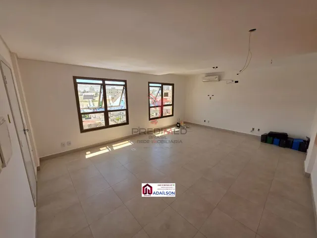 Imagem 4: Sala Comercial a Venda em São José Sc com Garagem Coberta, Excelente Localização