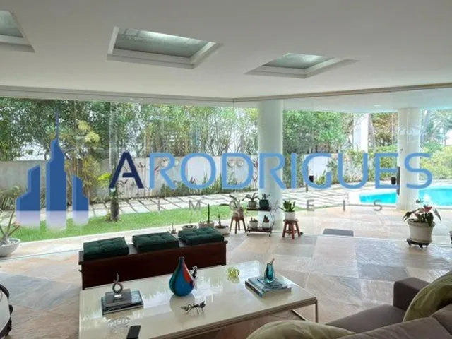 Imagem: Residência de Luxo com Vista Mar no Porto