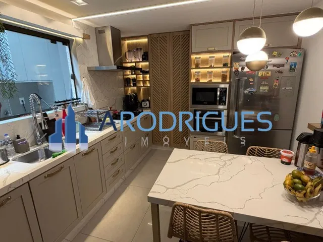 Imagem 2: Casa Duplex Alto Padrão à Venda - Porteira Fechada - Vilas do Atlântico, Financiável