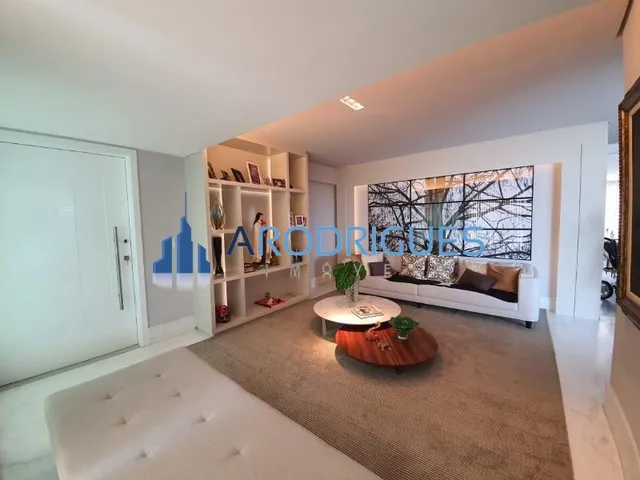 Imagem 3: Apartamento à Venda na Barra: Avenida Vista Para o Mar, Luxo e Conceito Financiável 3