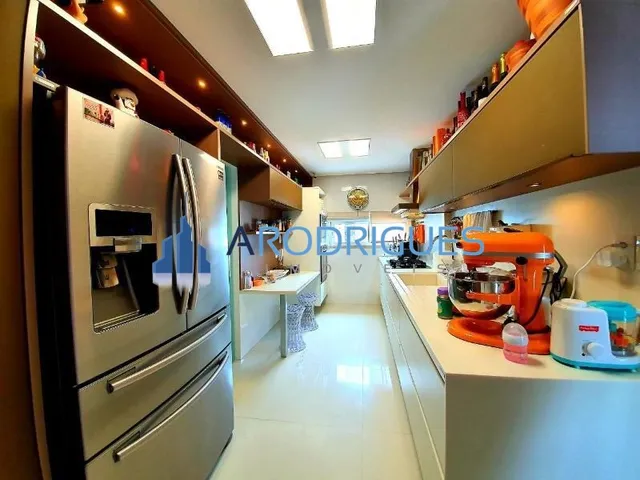 Imagem 15: Apartamento à Venda na Barra: Avenida Vista Para o Mar, Luxo e Conceito Financiável 3