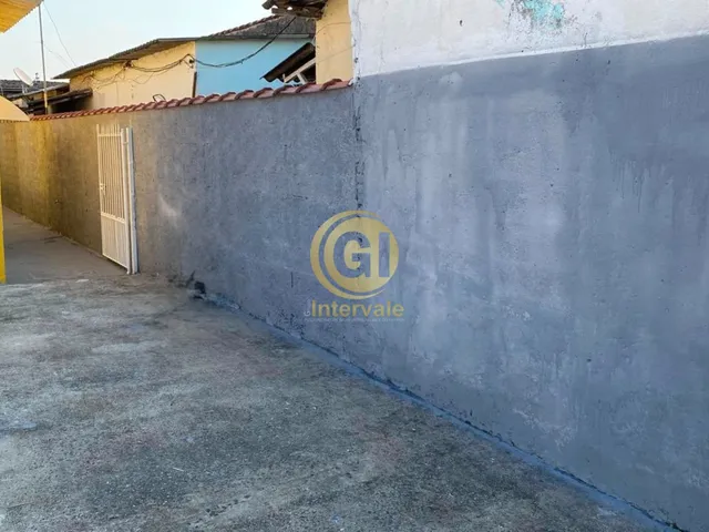 Imagem 12: Casa no Centro de Jacareí com 3 Quartos e Garagem Ampla