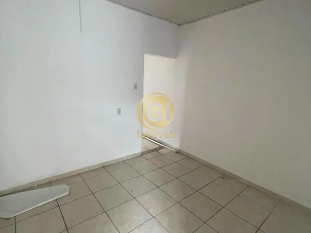 Imagem 16: Casa no Centro de Jacareí com 3 Quartos e Garagem Ampla