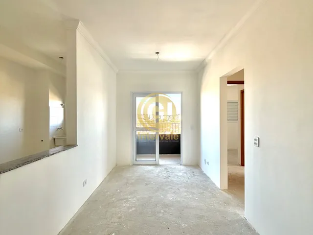 Imagem: Apartamento de 2 Quartos (1 Suíte), Varanda
