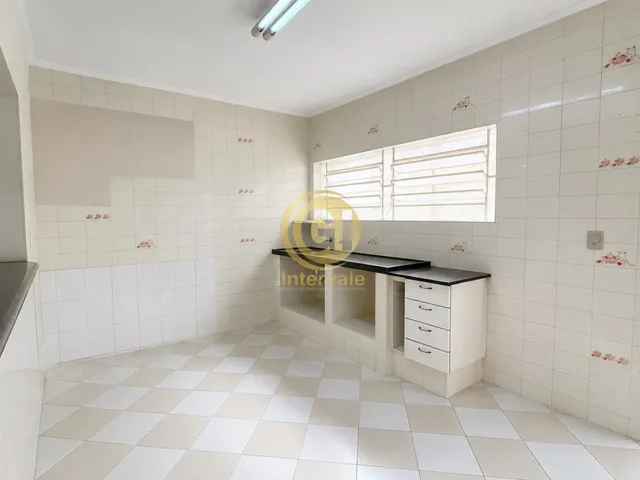 Imagem 8: Casa Térrea à Venda no Centro com 3 Dormitórios, Piscina e Área Gourmet