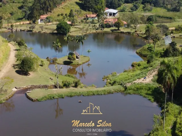 Imagem: Fazenda / Haras Cinematográfica com Lagos