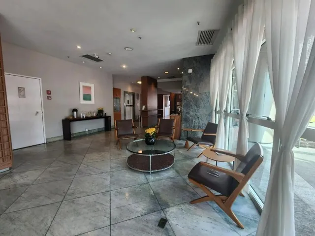 Imagem 8: Flat comercial de luxo na Barra da Tijuca com vista mar! 2 suítes, mobiliado, ótima
