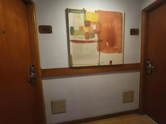 Imagem 3: Flat comercial de luxo na Barra da Tijuca com vista mar! 2 suítes, mobiliado, ótima