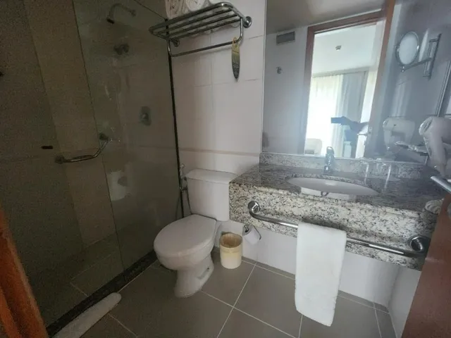 Imagem 12: Flat comercial de luxo na Barra da Tijuca com vista mar! 2 suítes, mobiliado, ótima