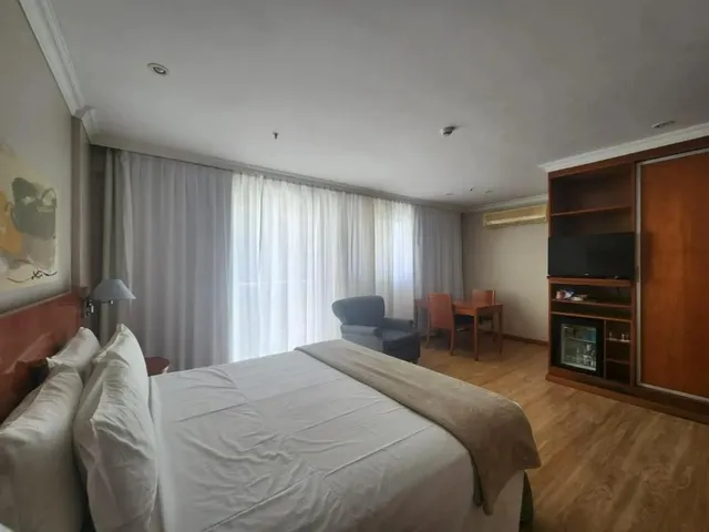 Imagem 15: Flat comercial de luxo na Barra da Tijuca com vista mar! 2 suítes, mobiliado, ótima