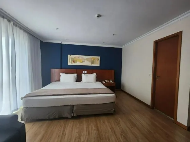 Imagem 9: Flat comercial de luxo na Barra da Tijuca com vista mar! 2 suítes, mobiliado, ótima