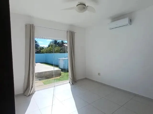 Imagem 9: CASA - ARARUAMA Casa com 3 dormitórios