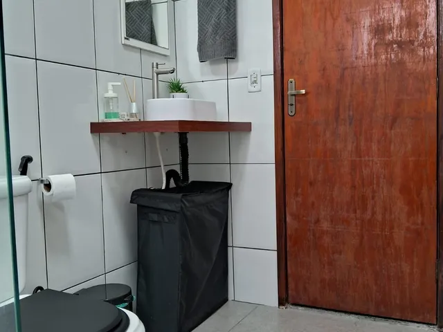 Imagem 16: CASA - ARARUAMA Casa com 3 dormitórios