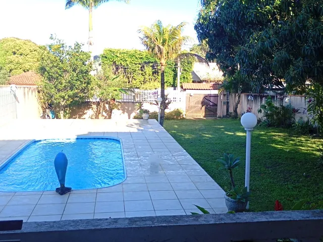 Imagem 3: CASA - ARARUAMA Casa com 4 dormitórios