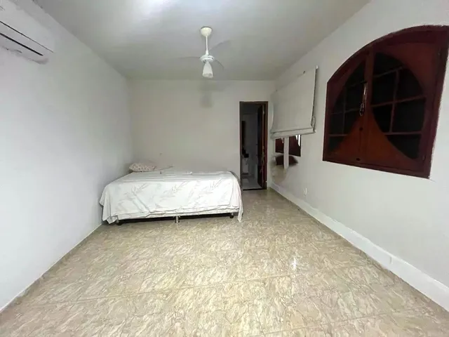 Imagem 6: CASA - ARARUAMA Casa com 4 dormitórios