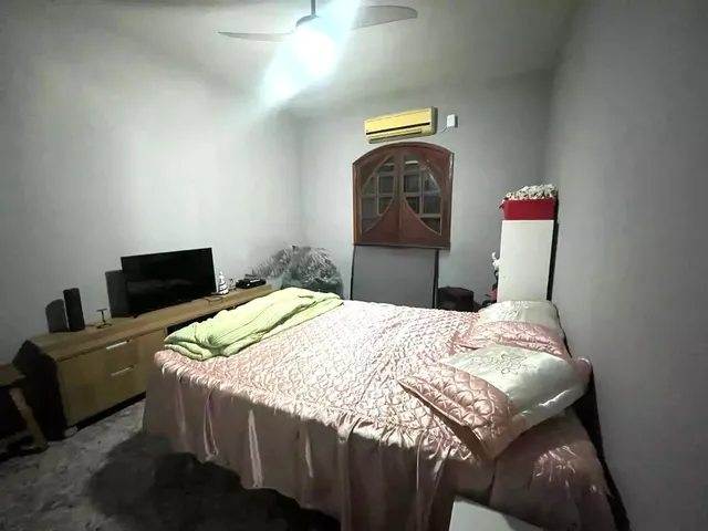Imagem 14: CASA - ARARUAMA Casa com 4 dormitórios