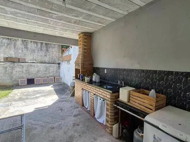 Imagem 15: CASA - ARARUAMA Casa com 3 dormitórios