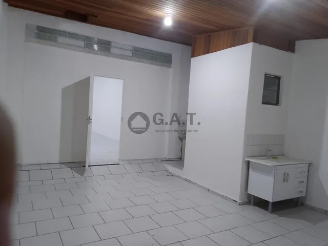Imagem 8: Ponto Comercial para Locação em Sorocaba-SP, Bairro Jardim Simus: 2 banheiros, 2 vagas