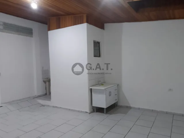 Imagem 2: Ponto Comercial para Locação em Sorocaba-SP, Bairro Jardim Simus: 2 banheiros, 2 vagas
