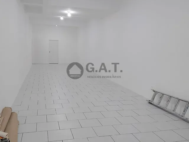 Imagem 4: Ponto Comercial para Locação em Sorocaba-SP, Bairro Jardim Simus: 2 banheiros, 2 vagas