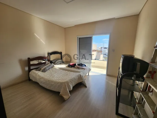 Imagem 4: Casa em condomínio: 4 quartos, 3 suites, 2 salas na cidade de Sorocaba-SP, bairro Ibiti