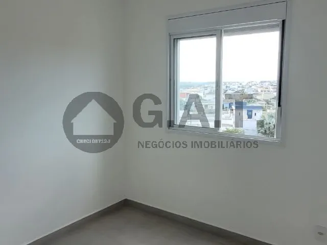 Imagem 11: Apartamento À Venda em Sorocaba-Sp, Jardim Ibiti do Paco - 2 Quartos, 2 Salas, 1 Banheiro, 1 Vaga - 47M²