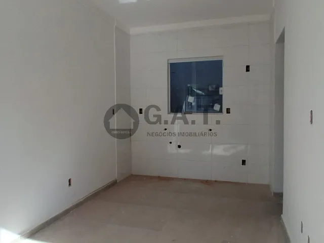 Imagem 3: Aluguel de Kitnet no Jardim Saira, Sorocaba-Sp: 1 Quarto, 1 Sala, 1 Banheiro, 1 Vaga de Garagem! Venha Conferir!