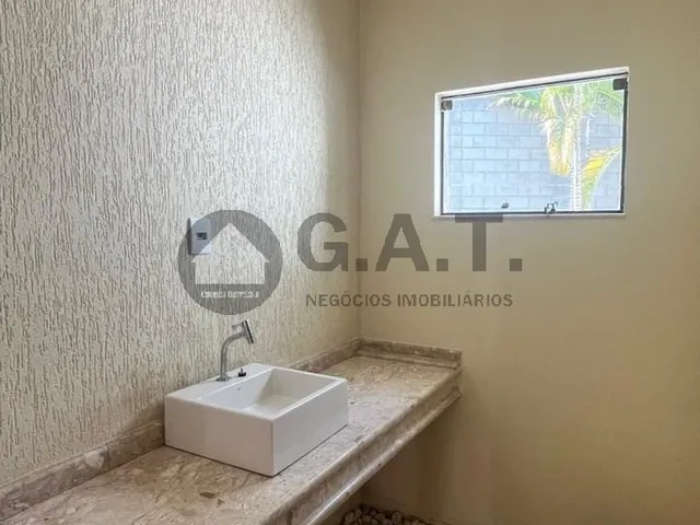 Imagem 13: Casa em condomínio: 4 quartos, 4 suítes, 2 salas, 6 banheiros, 4 vagas, 380m² em
