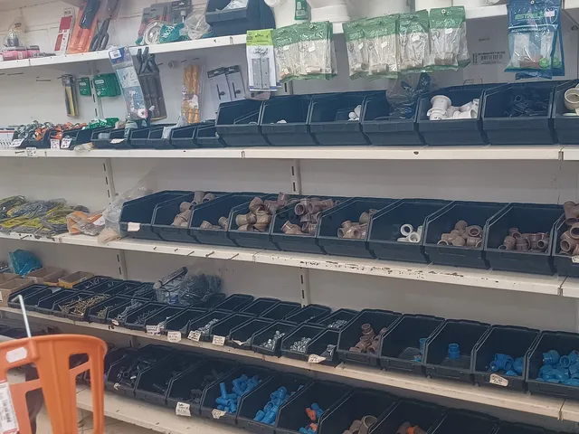 Imagem 2: Ponto Comercial À Venda em Piedade-Sp, Bairro Barreiro, 150M² de Área