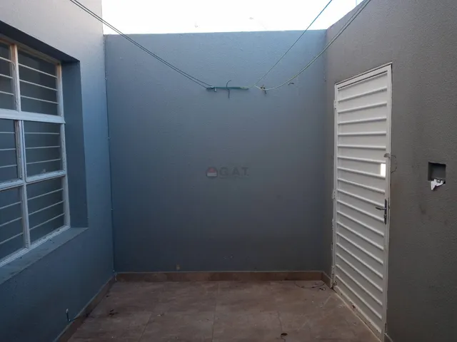 Imagem 15: Kitnet à venda em Sorocaba-SP, Jardim Wanel Ville V: 1 quarto, 1 sala, 1 banheiro, 35m²
