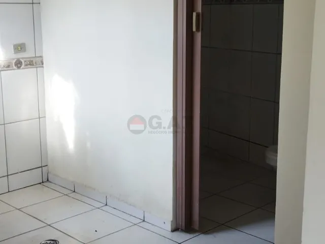 Imagem 10: Kitnet à venda em Sorocaba-SP, Jardim Wanel Ville V: 1 quarto, 1 sala, 1 banheiro