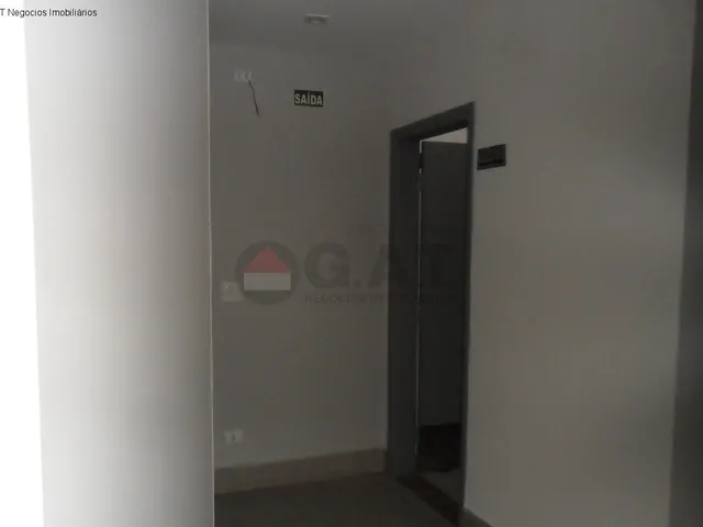 Imagem: Casa Comercial À Venda em Sorocaba-Sp