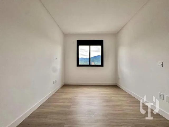 Imagem 12: Apartamento à venda, no Grand vivare em Itapema, Centro, com 3 quartos, 127m²