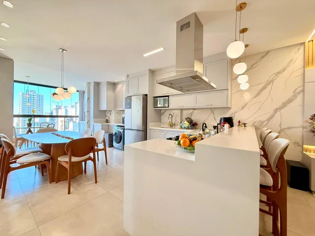 Imagem 7: Apartamento à venda com 106.05m² por R$ 2.400.000,00