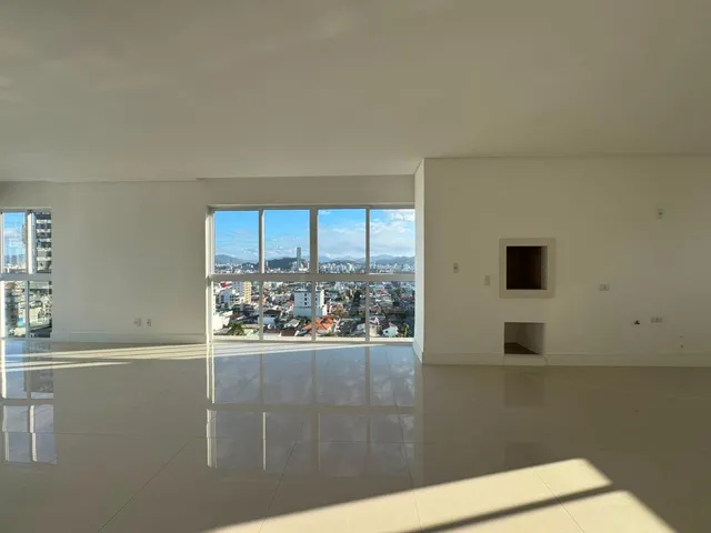 Imagem 4: Apartamento À Venda com 123.22M² por R$ 2.100.000,00