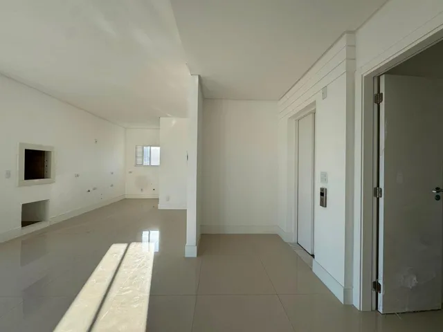 Imagem 9: Apartamento À Venda com 123.22M² por R$ 2.100.000,00