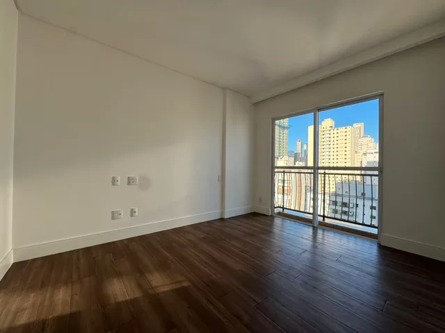Imagem 11: Apartamento À Venda com 123.22M² por R$ 2.100.000,00