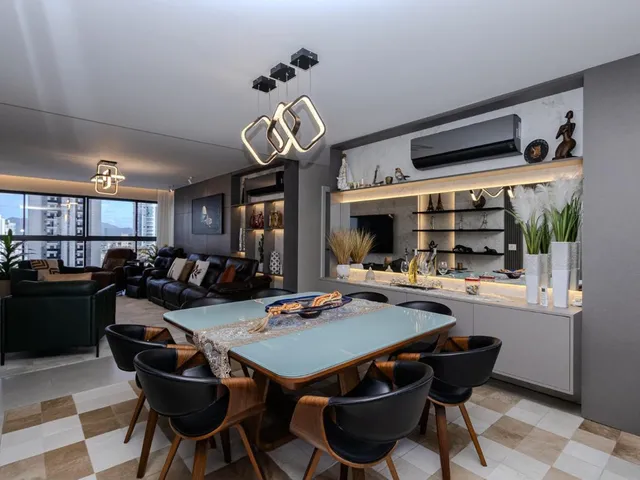 Imagem 7: Apartamento com Vista Mar à Venda com 4 Suítes 176.8m² Privativos Por R$ 8.500.000,00