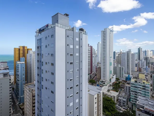 Imagem 11: Apartamento com Vista Mar à Venda com 4 Suítes 176.8m² Privativos Por R$ 8.500.000,00