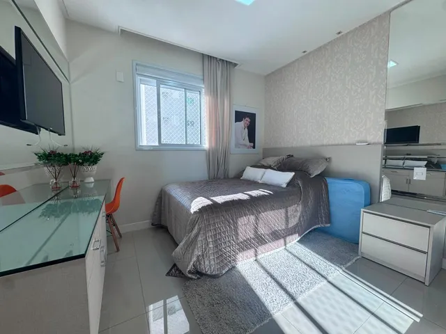 Imagem 6: Apartamento à venda com 4 Suítes 192.4m² Privativos por R$ 2.400.000,00 Centro de