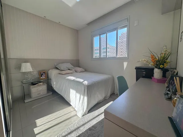 Imagem 9: Apartamento à venda com 4 Suítes 192.4m² Privativos por R$ 2.400.000,00 Centro de