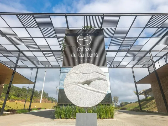 Imagem 3: Loteamento À Venda com 300M² por R$ 750.000,00