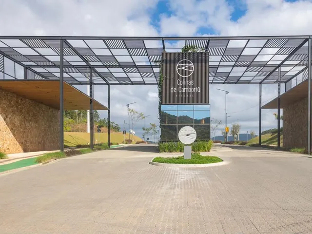 Imagem 4: Loteamento À Venda com 300M² por R$ 750.000,00