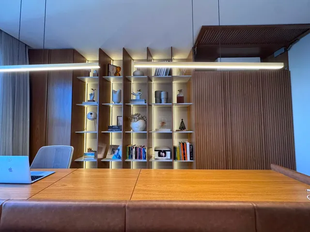 Imagem 3: Apartamento à venda com Vista Mar 3 Suítes e 4 Vagas de Garagem 393.m² Privativos no