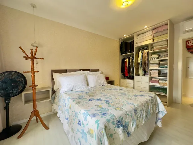 Imagem 10: Apartamento À Venda com 135M² por R$ 2.650.000,00